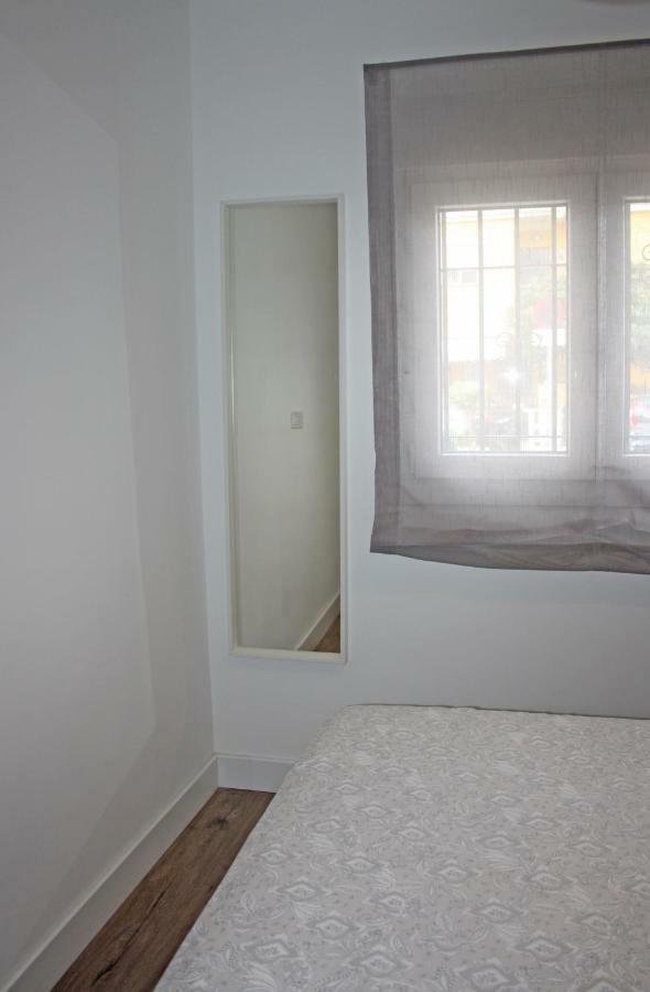 Apartamentos Angelita Plaza Beach 马拉加 外观 照片