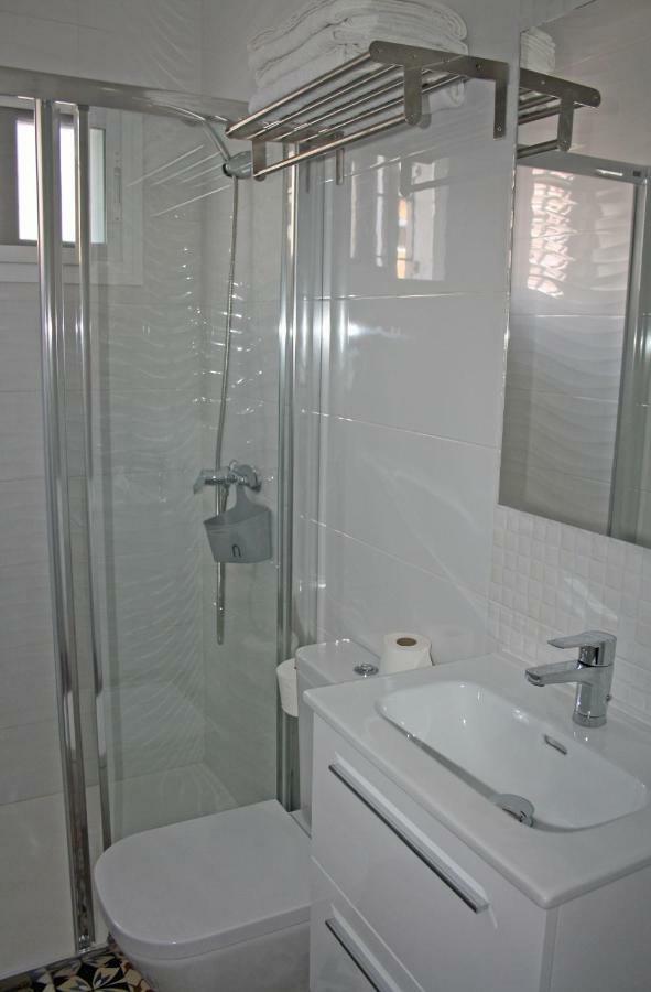 Apartamentos Angelita Plaza Beach 马拉加 外观 照片