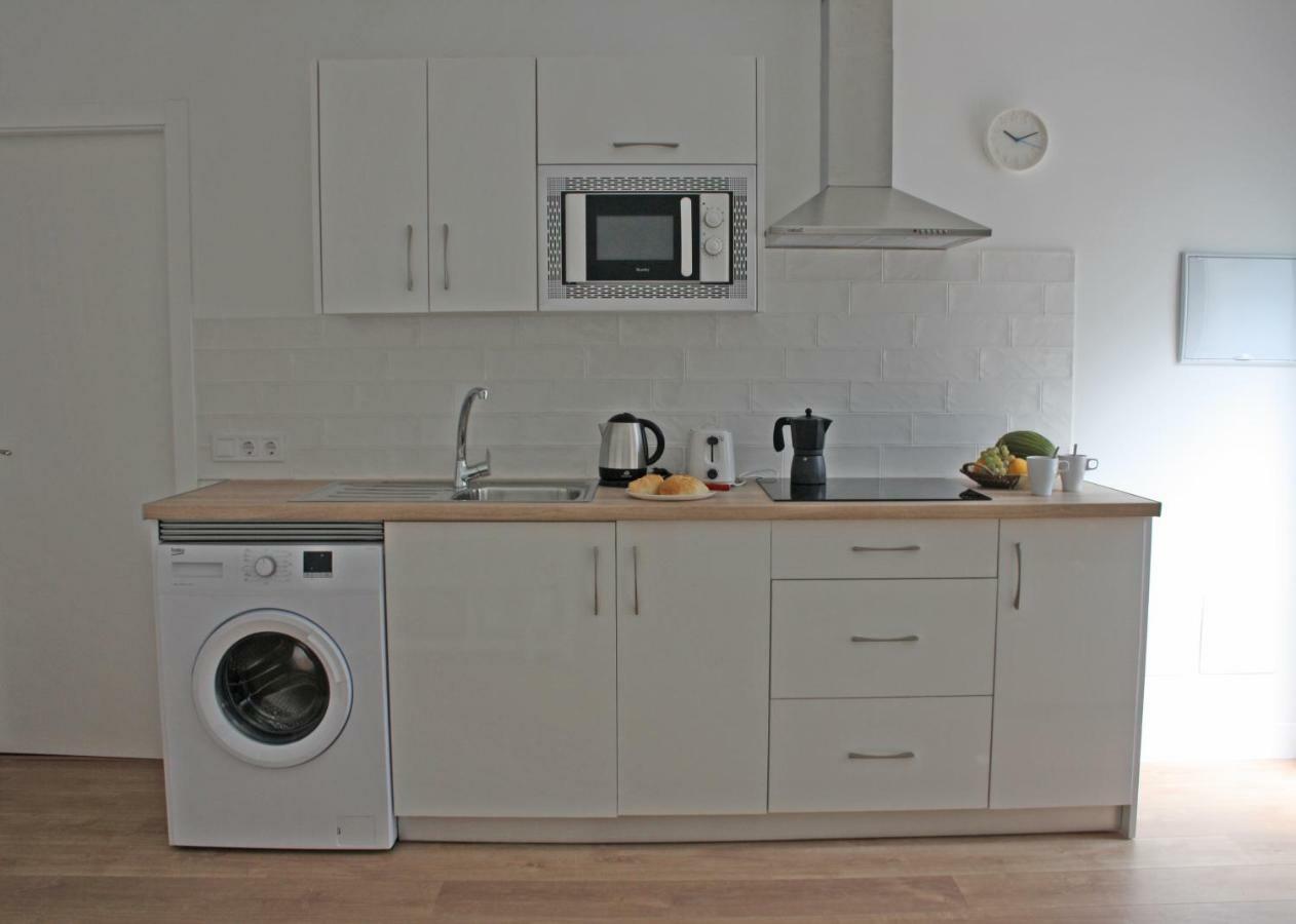Apartamentos Angelita Plaza Beach 马拉加 外观 照片