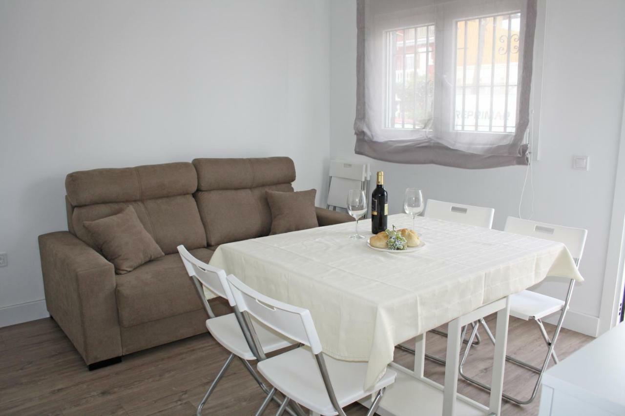 Apartamentos Angelita Plaza Beach 马拉加 外观 照片