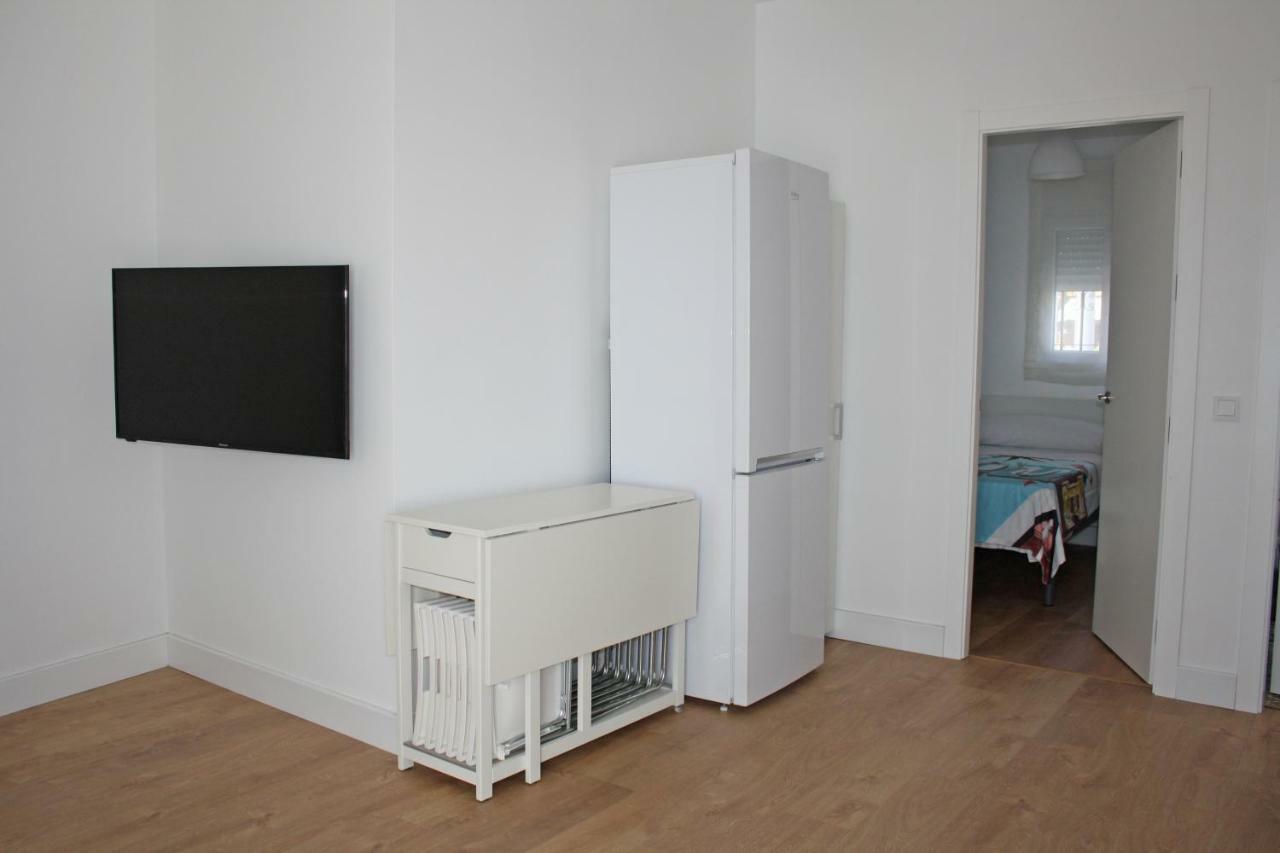 Apartamentos Angelita Plaza Beach 马拉加 外观 照片