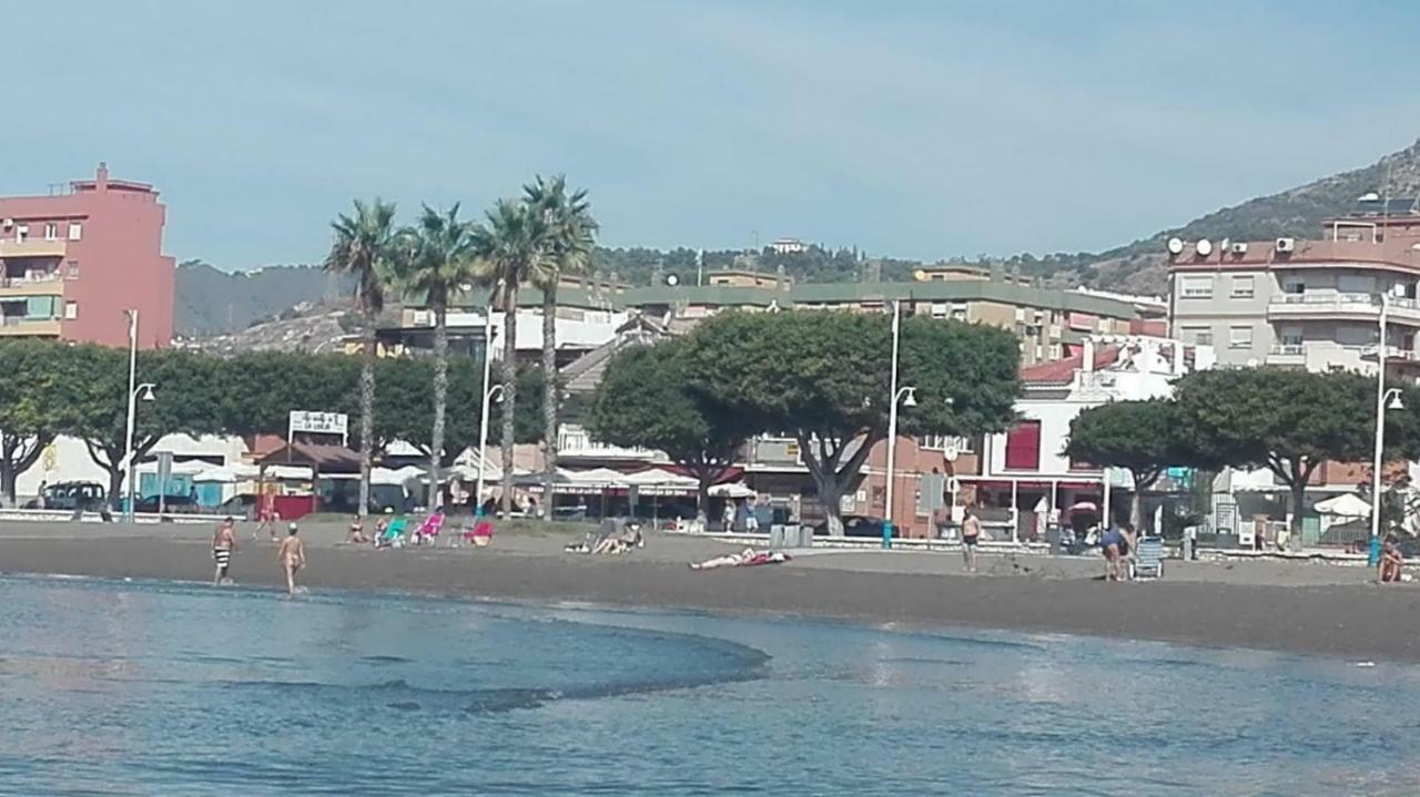 Apartamentos Angelita Plaza Beach 马拉加 外观 照片