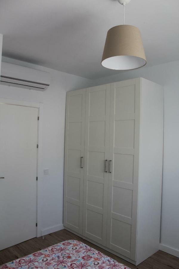 Apartamentos Angelita Plaza Beach 马拉加 外观 照片