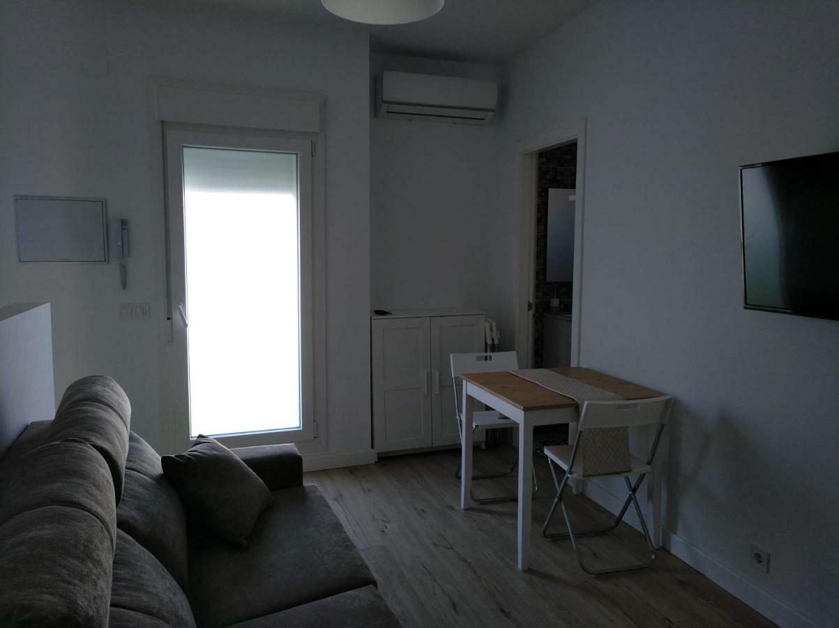Apartamentos Angelita Plaza Beach 马拉加 外观 照片