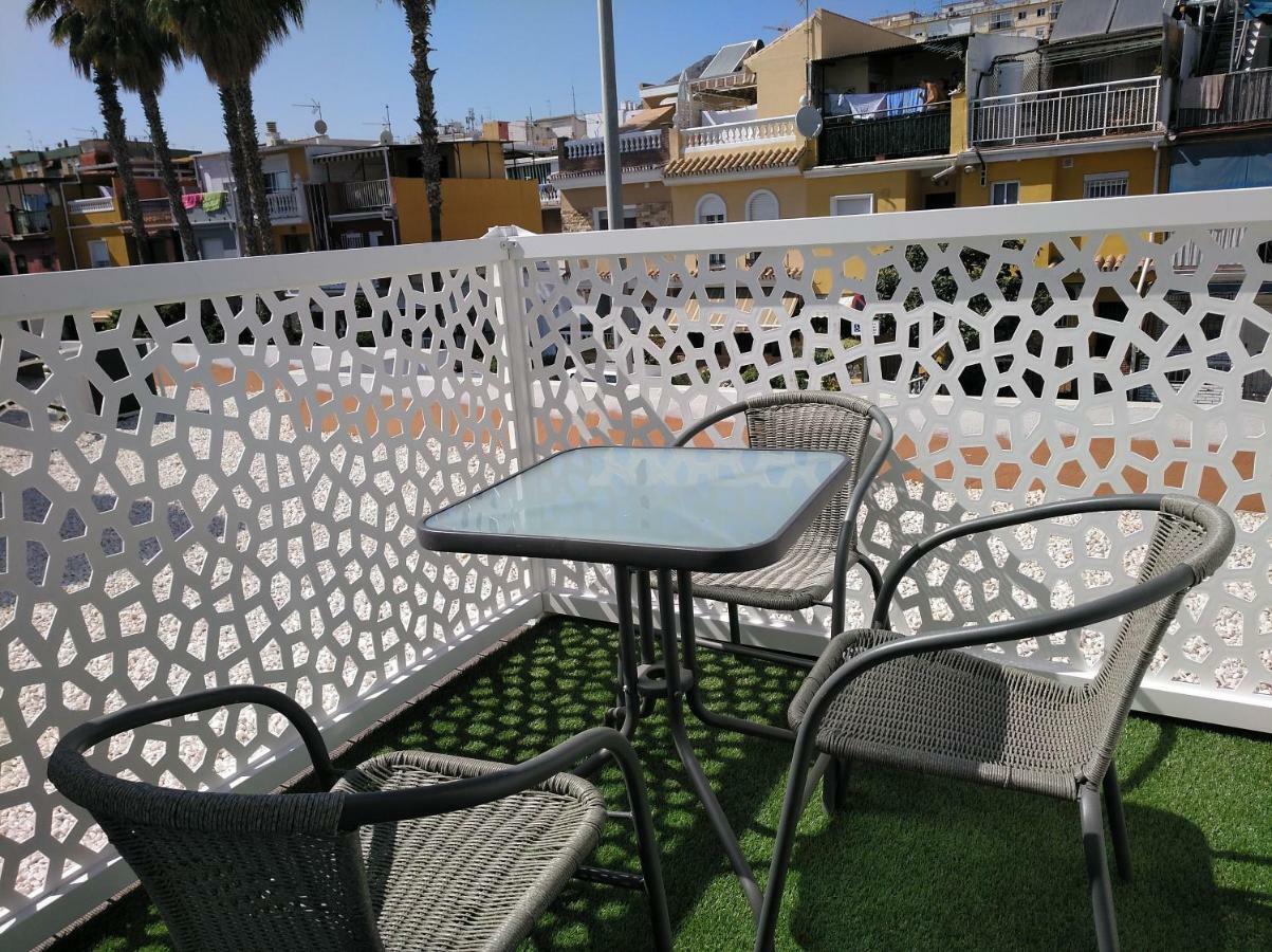 Apartamentos Angelita Plaza Beach 马拉加 外观 照片